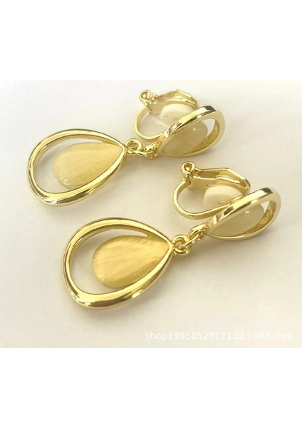 Delici Olmadan Üçgen Püskül Kulak Klipsi, Üst Düzey Niş Edebi Retro Bayan Kulak Asılı Hafif Lüks Yüksek Kaliteli Küpeler (Yurt Dışından)