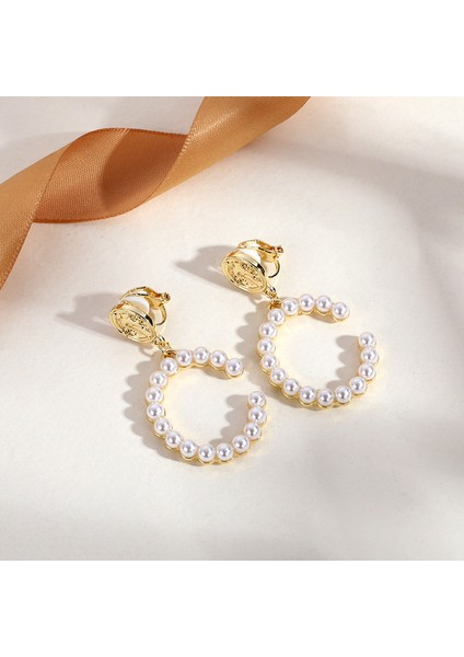 Delici Olmadan Üçgen Püskül Kulak Klipsi, Üst Düzey Niş Edebi Retro Bayan Kulak Asılı Hafif Lüks Yüksek Kaliteli Küpeler (Yurt Dışından)