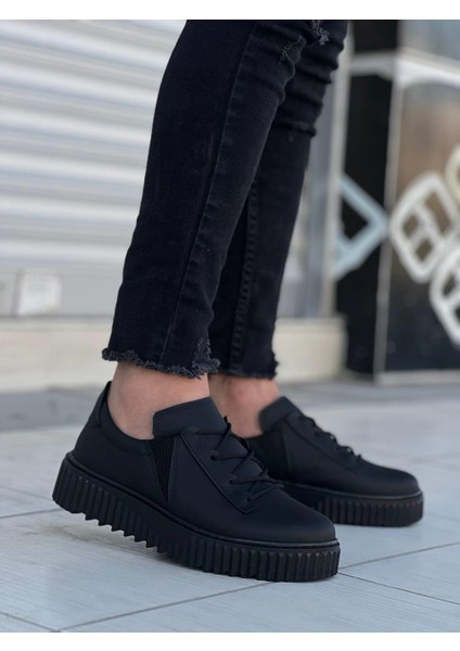 Karlovo Siyah Yüksek Siyah Taban Bağcık Detaylı Lastikli Günlük Erkek Ayakkabı -Kbc