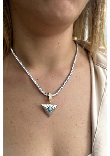 925 Ayar 3mm Su Yolu , Ortası Mineli Üçgen Charm Gümüş Kolye,