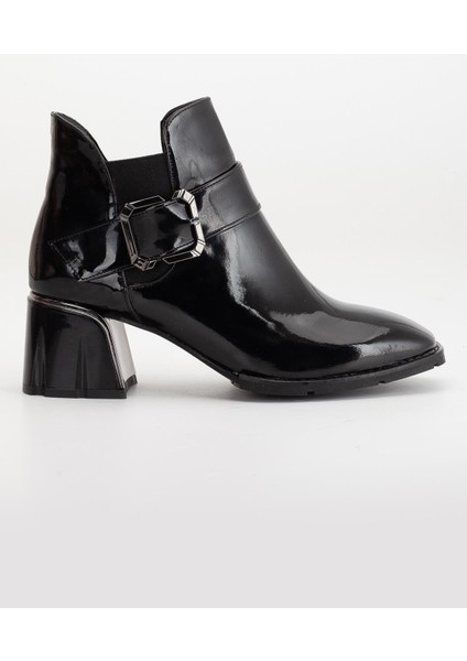 Kadın Topuklu Bot Siyah Rugan Tokalı Klasik Vardola Taban modelleri