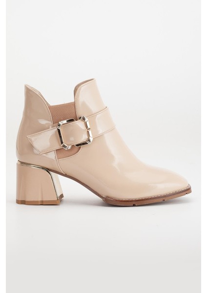 Kadın Topuklu Bot Bej Rugan Tokalı Klasik Vardola Taban modelleri