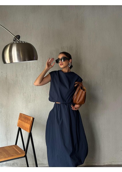 Kadın Lacivert Paraşüt Kumaş Astarlı Tasarım Balon Bluz 28067 fiyatları