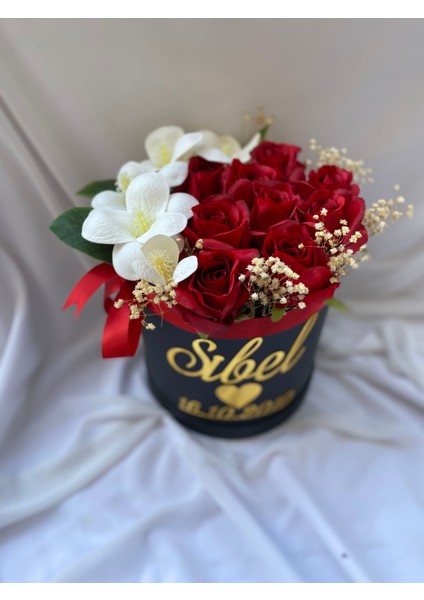 Isteme Çiçeği Silindir Kutuda Kırmızı Gül Kız Isteme Çiçeği,söz Çiçeği,söz Çiçeği Sevgiliye Hediye modelleri