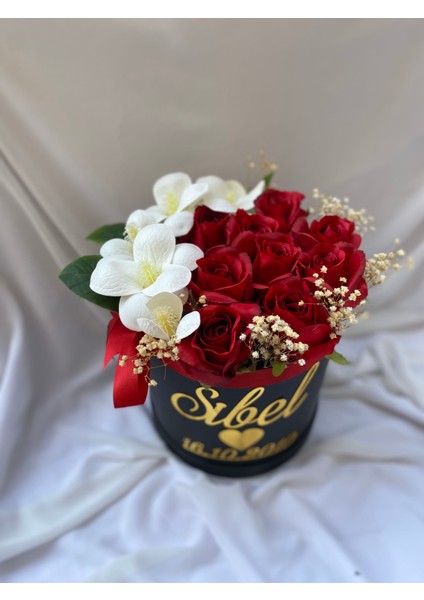 Isteme Çiçeği Silindir Kutuda Kırmızı Gül Kız Isteme Çiçeği,söz Çiçeği,söz Çiçeği Sevgiliye Hediye fırsatları
