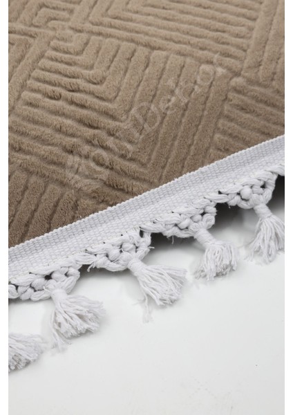 Halı Kahverengi Pramit Kaymaz Yıkanabilir Saçaklı Yolluk Salon Halısı Modelleri fırsatları