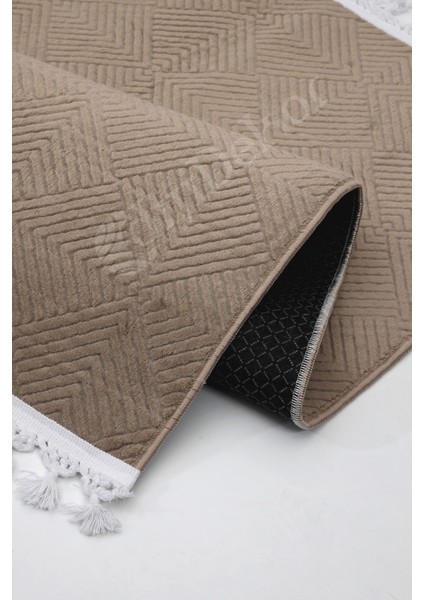 Halı Kahverengi Pramit Kaymaz Yıkanabilir Saçaklı Yolluk Salon Halısı Modelleri modelleri