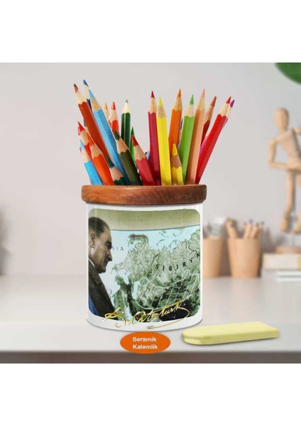 Harita Önünde Mustafa Kemal Atatürk Ahşap Seramik Kalemlik -r77 fiyatları