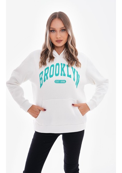 Beyaz Üç Iplik Şardonlu Brooklyn Baskılı Sweatshirt - BGS30