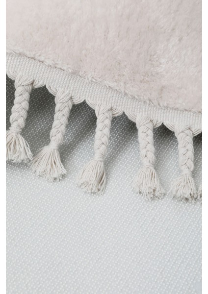 Peluş Halı Açık Vizon Saçaklı Yuvarlak Kesme Post Yolluk Kilim