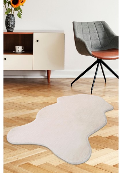 Peluş Halı Açık Vizon Yıkanabilir Şekilli Post Yolluk Kilim