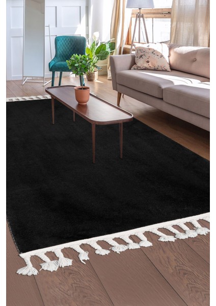 Peluş Halı Siyah Düz Desenli Saçaklı Kesme Post Yolluk Kilim