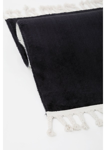 Peluş Halı Siyah Düz Desenli Saçaklı Kesme Post Yolluk Kilim fırsatları