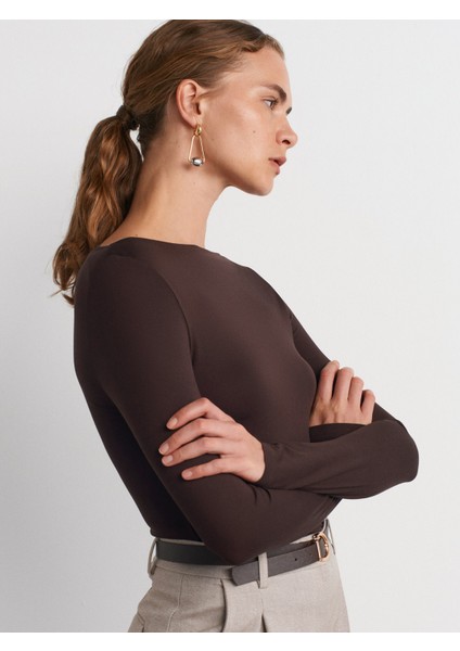 31213 Kayık Yaka Uzun Kollu Top-Koyu Kahve modelleri