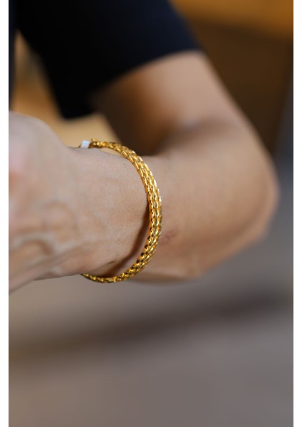 14 Ayar Altın 2 Sıra Üçlü Burgu Kelepçe fırsatları