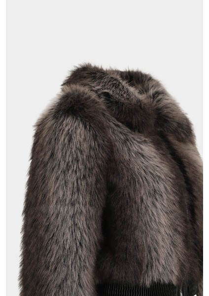 Premium Bebe Yaka Fermuarlı Suni Kürk Kadın Bomber Mont modelleri