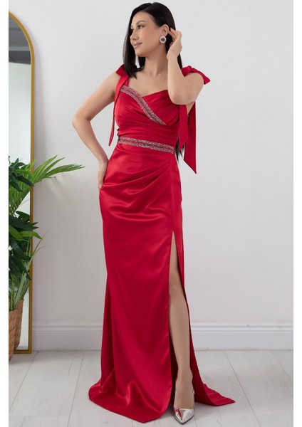 Önü ve Beli Taşlı Saten Abiye Elbise DMN4641 fırsatları