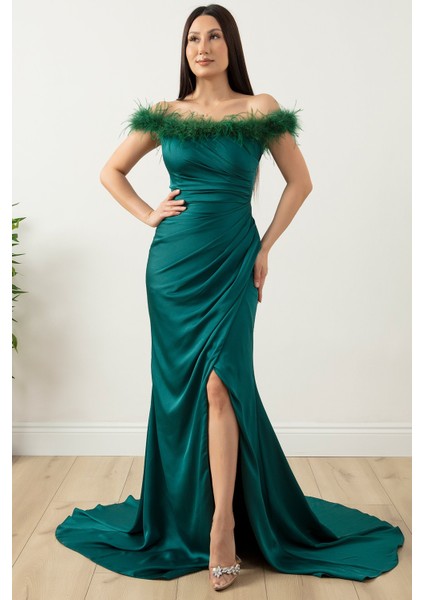 Saten Krep Yaka Tüylü Yırtmaçlı Elbise 13414 fırsatları