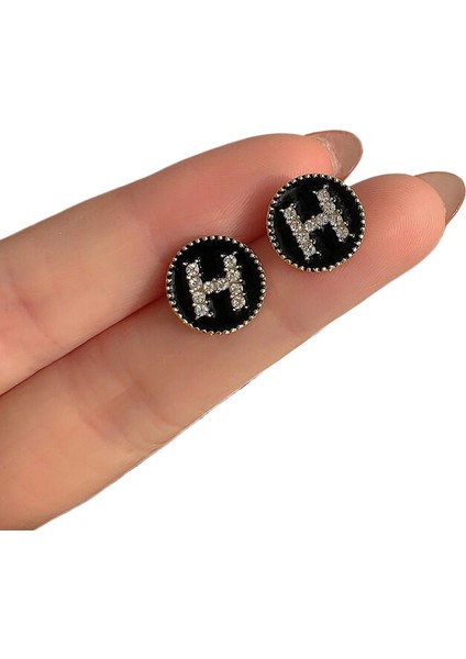 Kore Tarzı Kamelya Tarzı Delinmemiş Küpe Inci Çiçek Dama Tahtası Elmas Küpe Kadınlar Için (Yurt Dışından)