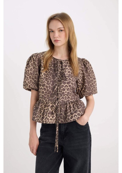 Regular Fit Yuvarlak Yaka Leopar Desenli Önden Bağlamalı Poplin Kısa Kollu Bluz E2670AX24AU