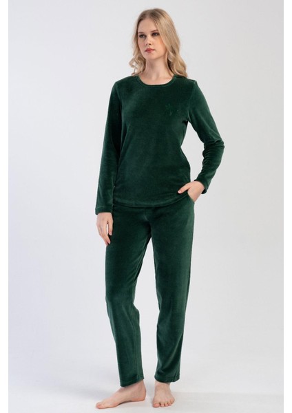 Kadın Kadife Uzun Kol Yeşil Pijama Takım C3T8N0O304