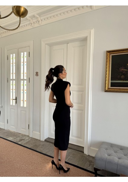 Garcia Yarım Boğazlı Drape Detaylı Kolsuz Elbise 45782 Siyah