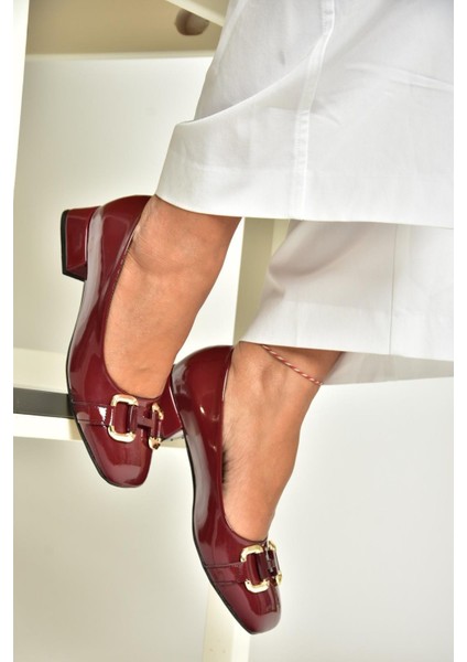 T590122808 Bordo Rugan Alçak Topuklu Kadın Ayakkabı fırsatları