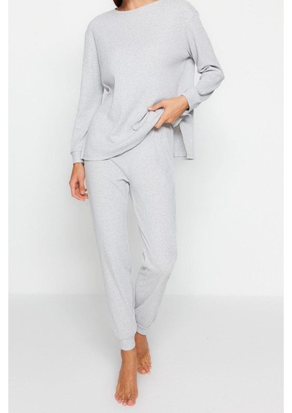 Kadın Pamuklu Bisiklet Yaka Uzun Kol Fitilli Pamuklu Geniş Kalıp Örme Pijama Takımı