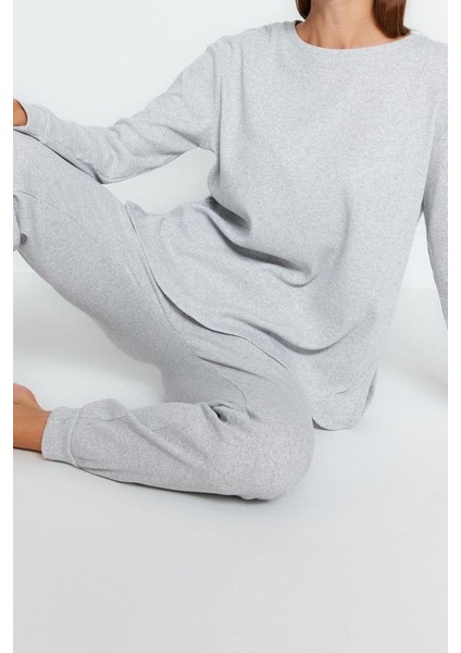 Kadın Pamuklu Bisiklet Yaka Uzun Kol Fitilli Pamuklu Geniş Kalıp Örme Pijama Takımı fiyatları