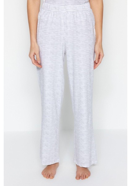 Kadın Pamuklu V Yaka Askılı Kol Pamuklu Çizgili Dantel Detaylı Ip Askılı Örme Pijama Takımı