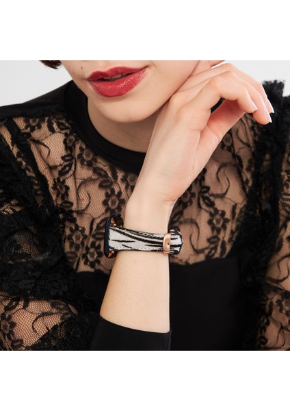 Apple Watch Uyumlu Kadın Deri Kordon 38mm 40mm 41mm Seri 4 5 6 7 8 9 Se 10 Beyaz Zebra Desenli Deri Kordon Kadınlara Özel Deri Apple Watch Kordonu fiyatları