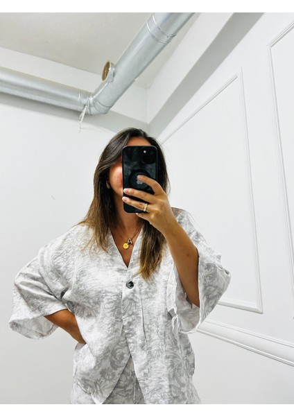 Gri Pantolon,bluz Takım modelleri