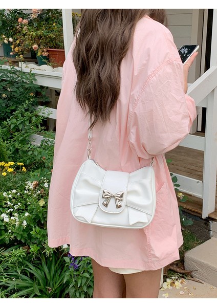 Gündelik Fiyonklu Omuz Çapraz Askılı Çanta (Yurt Dışından) modelleri