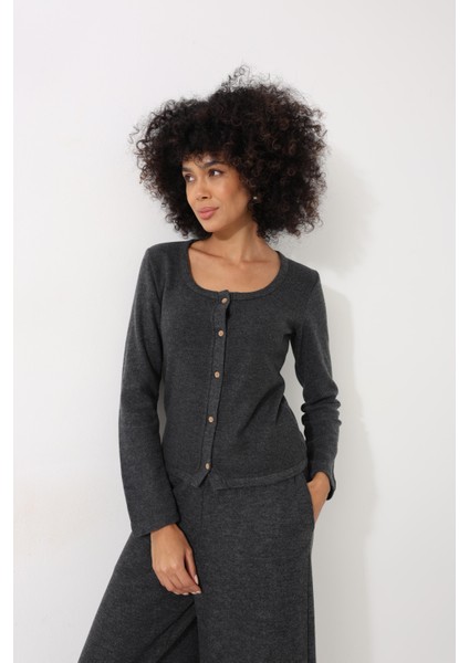 Antrasit Yuvarlak Yaka Selanik Kumaş Düğmeli Kadın Hırka - 2442