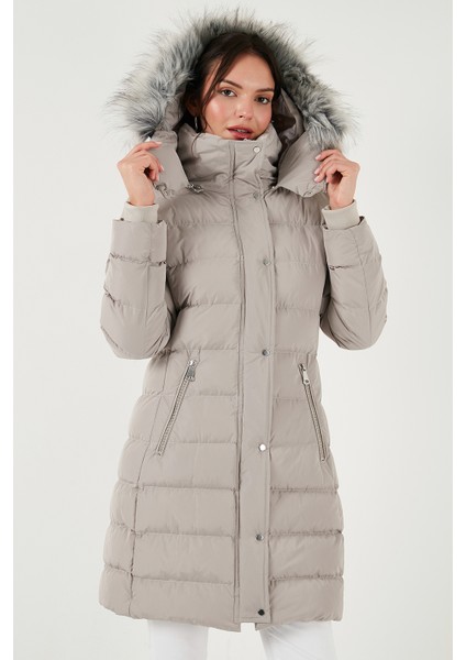 Regular Fit Çıkarılabilir Kapüşonlu Fermuarlı Cepli Şişme Mont Kadın Mont 497EMİLY modelleri