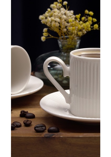 Elif 4 Parça 2 Kişilik Porselen Kahve Takımı Kırık Beyaz indirimleri