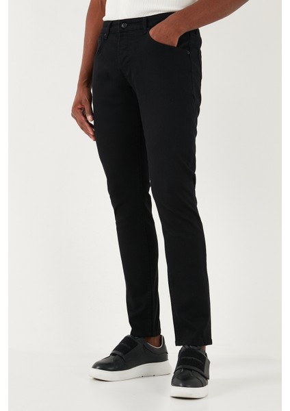 Streç Pamuklu Slim Fit Normal Bel Dar Paça Jeans Erkek Kot Pantolon 1120S01NAPOLI modelleri