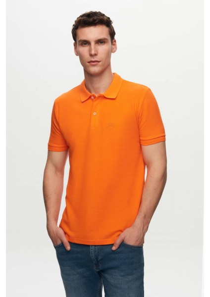 Regular Fit Turuncu Pike Dokulu %100 Pamuk Kıvrılmaz Polo Yaka Nakışlı T-shirt 4HC14ORT51000_T01