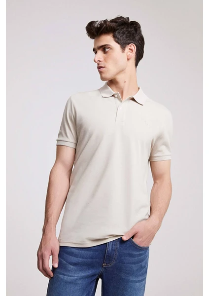 Regular Fit Taş Pike Dokulu %100 Pamuk Kıvrılmaz Polo Yaka Nakışlı T-shirt 4HC14ORT51000