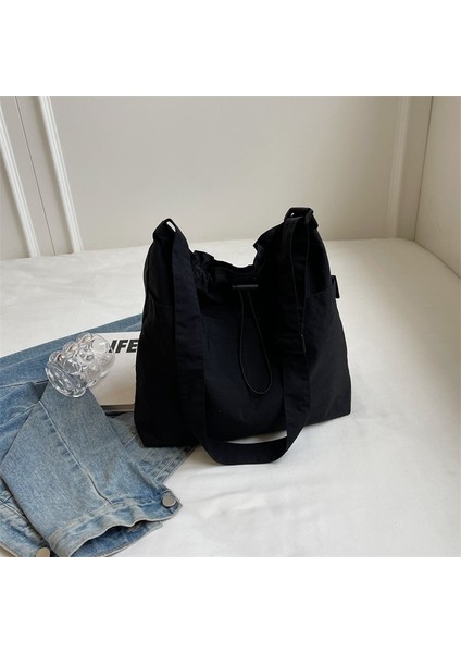 Kadınlar Için Rahat Hafif Çanta 2024 Yeni Moda Bez Çanta Tek Omuz Büyük Kapasiteli Tote Çanta Sınıfı Işe Gidip Gelme Crossbody Çanta (Yurt Dışından)