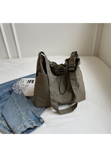 Kadınlar Için Rahat Hafif Çanta 2024 Yeni Moda Bez Çanta Tek Omuz Büyük Kapasiteli Tote Çanta Sınıfı Işe Gidip Gelme Crossbody Çanta (Yurt Dışından)