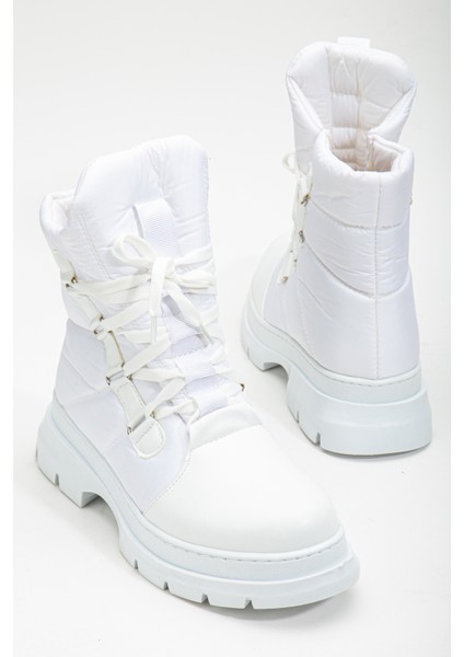 Kadın Beyaz Kalın Termo Taban Bağcıklı Kar Botu modelleri