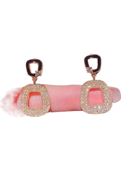 Runkaitongkore Tarzı Kamelya Tarzı Delinmemiş Küpe Inci Çiçek Dama Tahtası Elmas Küpe Kadınlar Için (Yurt Dışından)