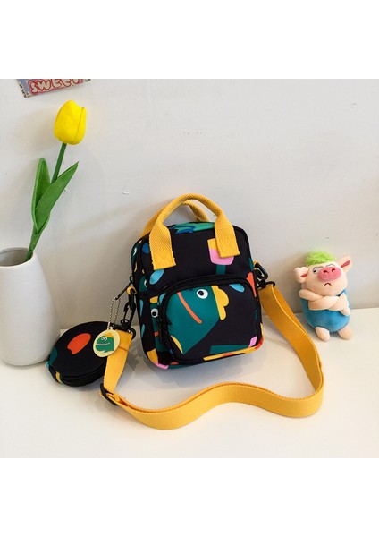 Niş Tasarım Çanta 2024 Yeni Moda Japon Kız Küçük Taze Kanvas Crossbody Çanta Çok Yönlü Internet Ünlü Çanta (Yurt Dışından)