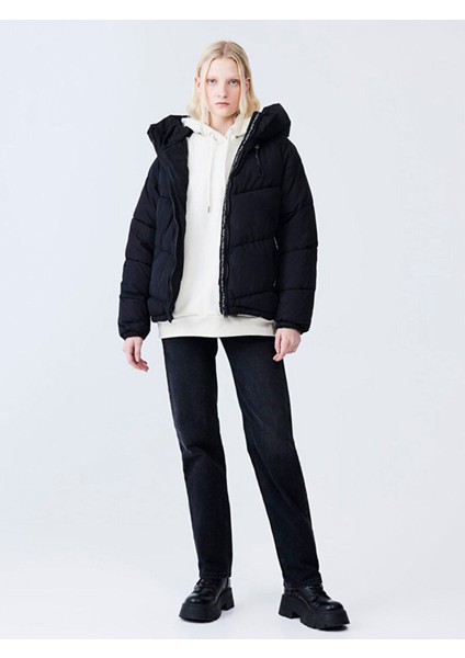 Zaromo Mont