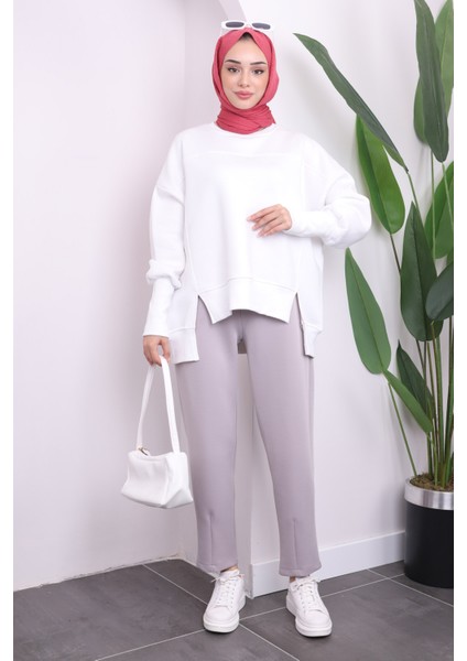 Ekru Bisiklet Yaka Üç İplik Basic Sweat