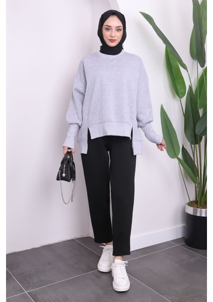 Gri Bisiklet Yaka Üç İplik Basic Sweat