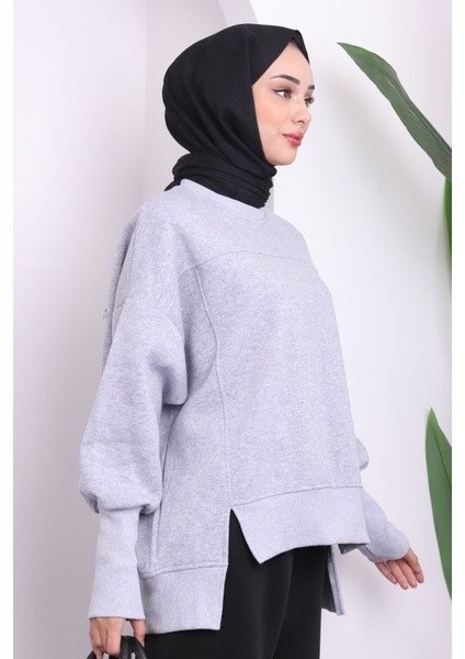 Gri Bisiklet Yaka Üç İplik Basic Sweat