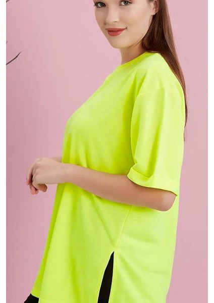 Yırtmaçlı Duble Kol Geniş Bisiklet Yaka Oversize Tişört modelleri