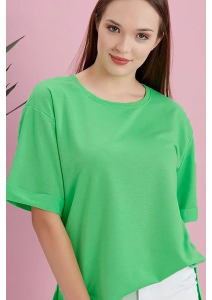 Yırtmaçlı Duble Kol Geniş Bisiklet Yaka Oversize Tişört